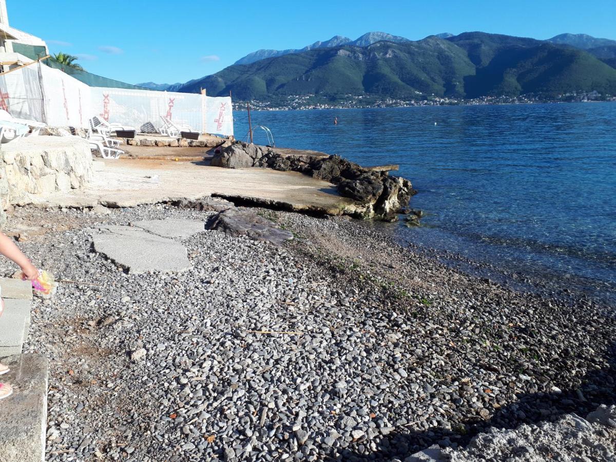 Apartments Sino More Tivat Buitenkant foto