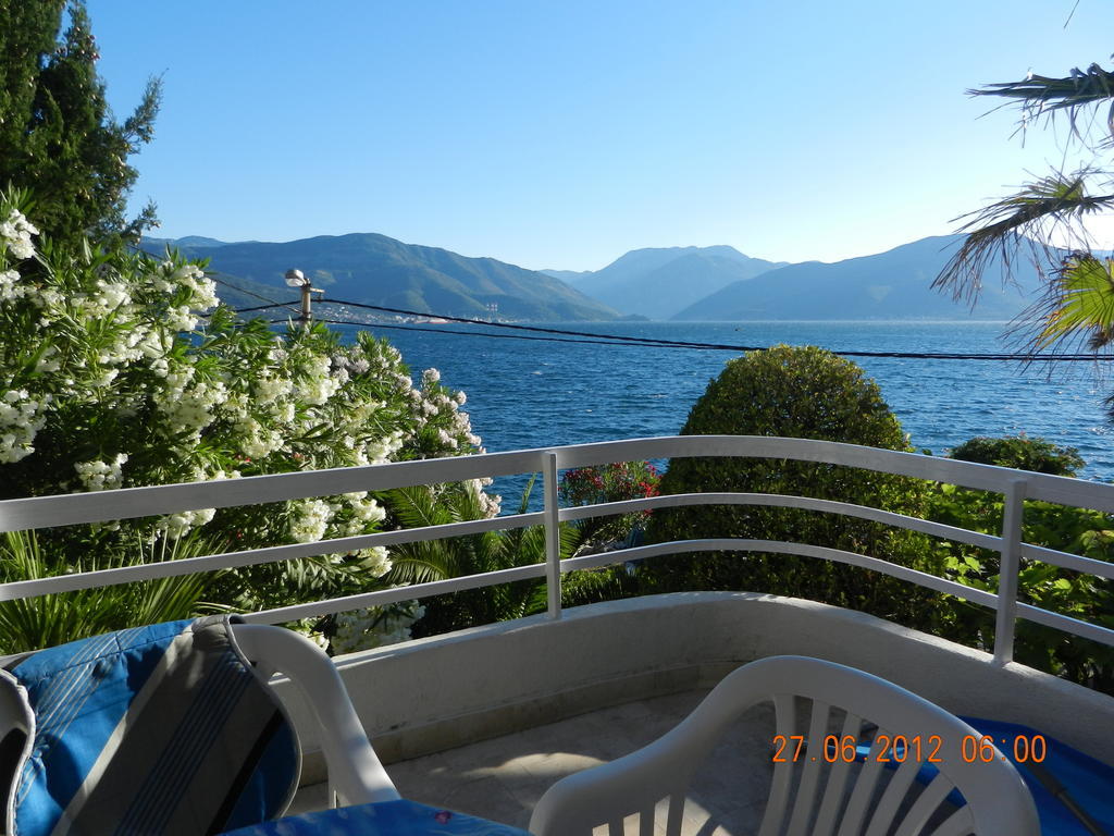 Apartments Sino More Tivat Kamer foto