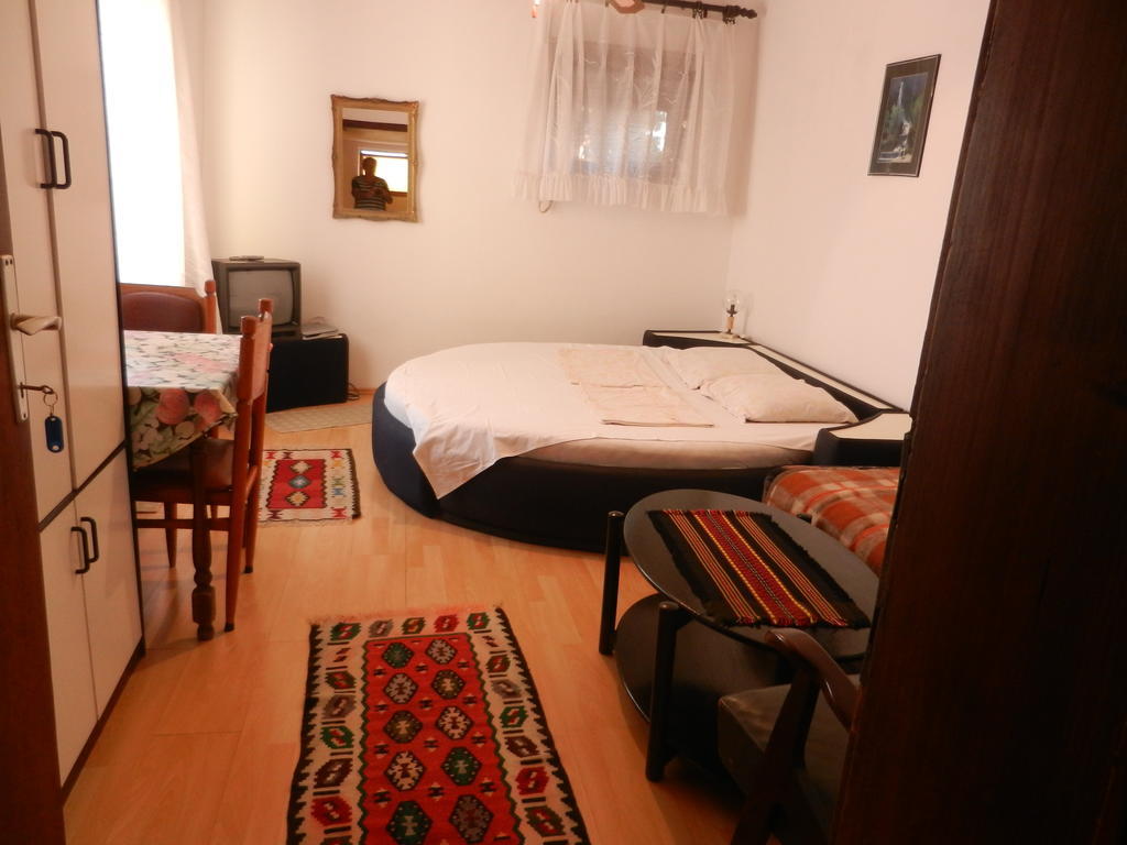 Apartments Sino More Tivat Buitenkant foto