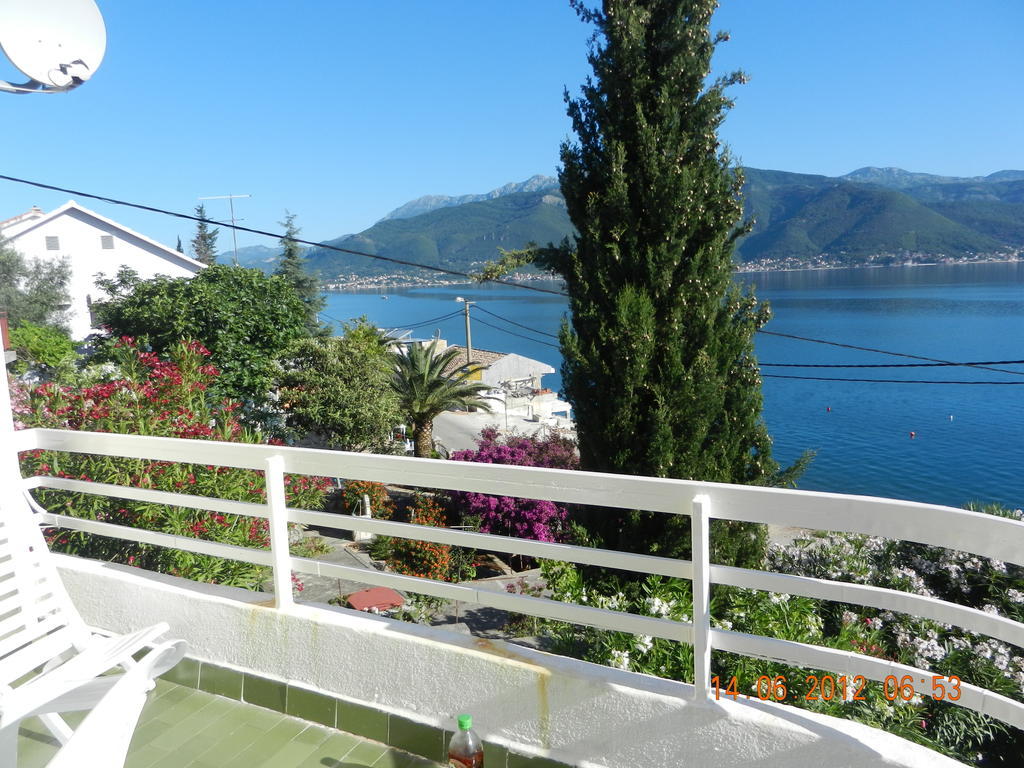 Apartments Sino More Tivat Kamer foto